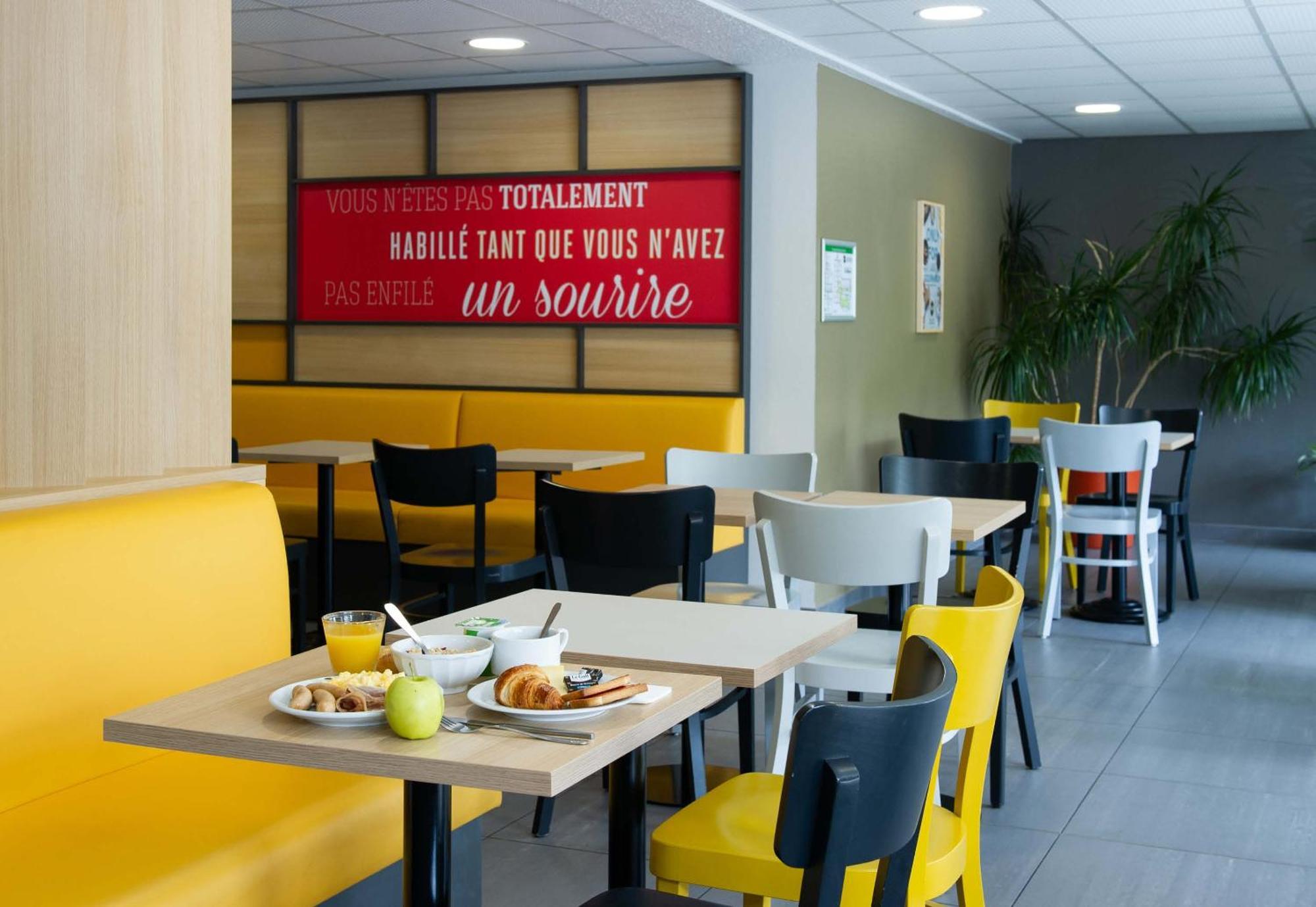 B&B Hotel Saint-Quentin Buitenkant foto