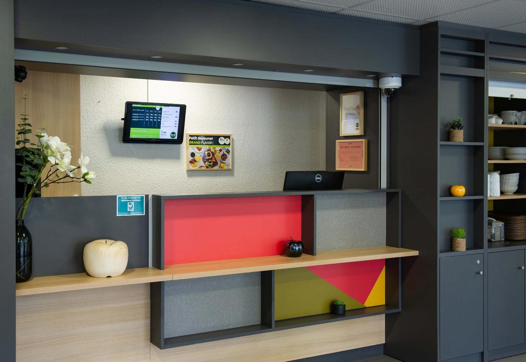 B&B Hotel Saint-Quentin Buitenkant foto