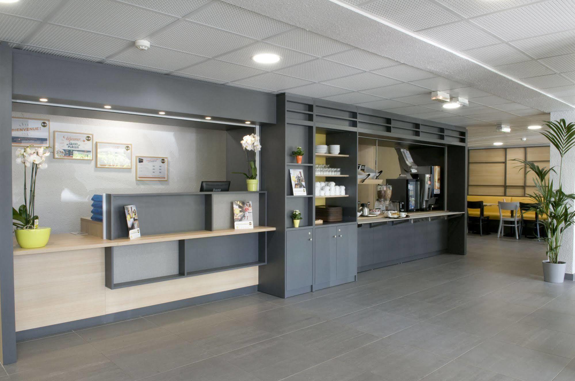 B&B Hotel Saint-Quentin Buitenkant foto